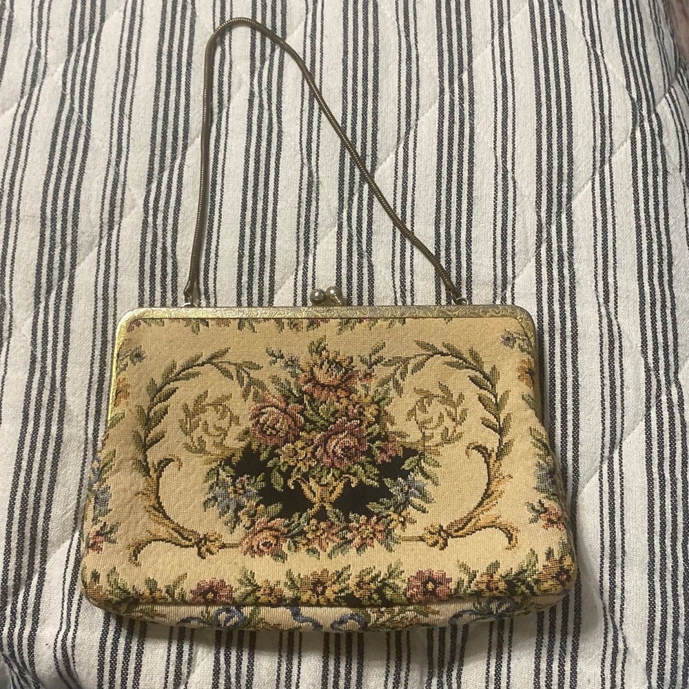 Vintage Walborg Gold and Cream Clutch vintage and floral embroidered